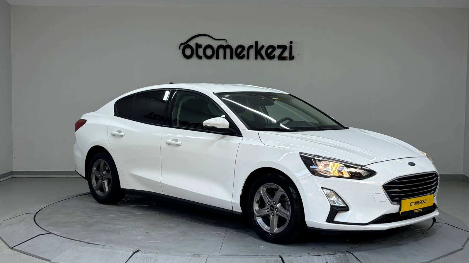 FORD FOCUS 17